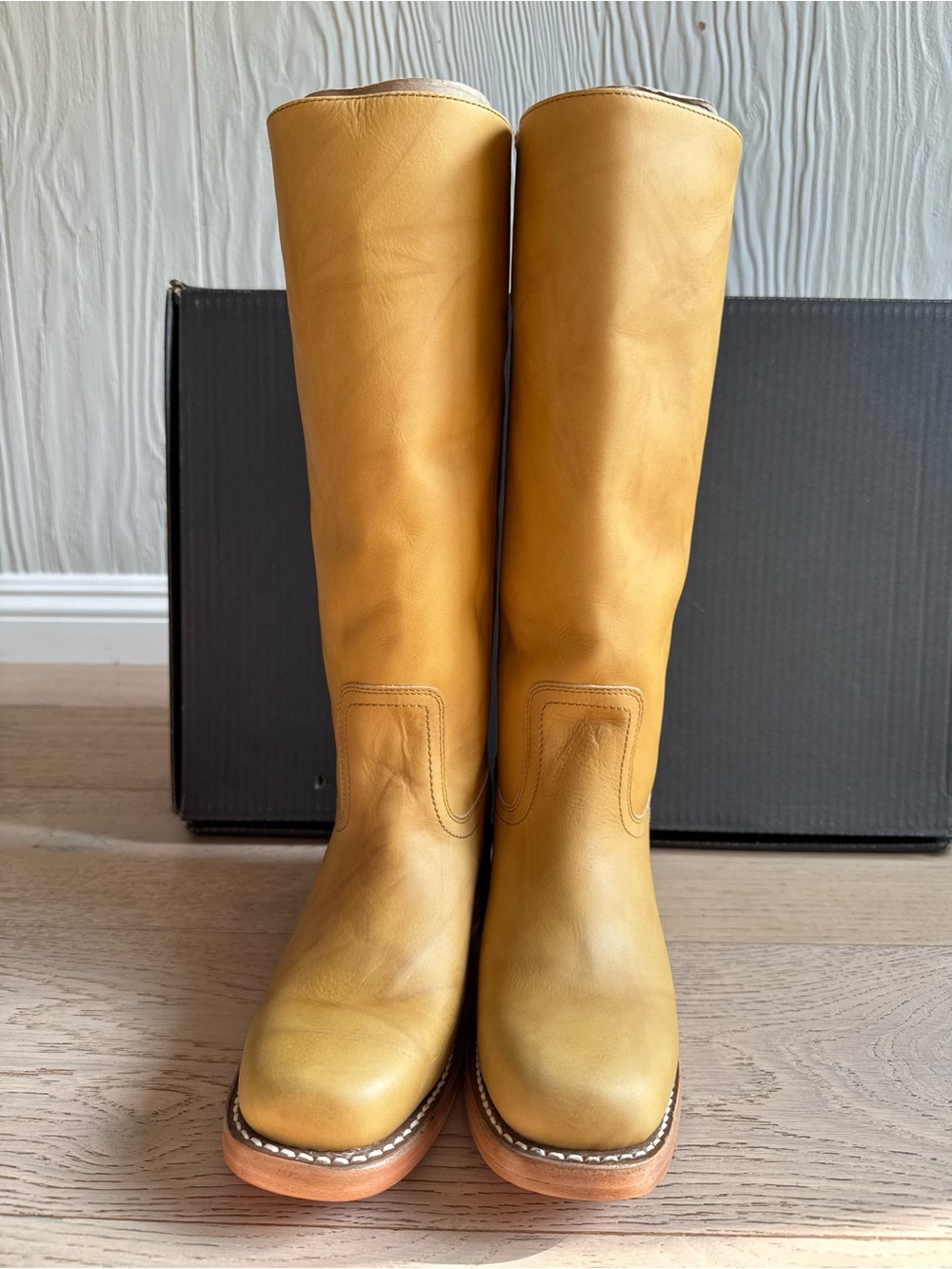 NEW FRYE Campus 14L Boots in Banana Sz: 9 Genuine Leather Tall Boots $498 - Picture 6 of 16